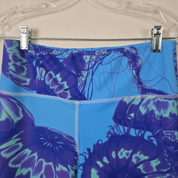 Juicy Couture Blue Waterprint Floral Cropped Leggings Mid Rise Bohemian Sports M - Picture 3 of 14